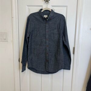 Club Monaco Dark Gray Casual Button-Down Shirt